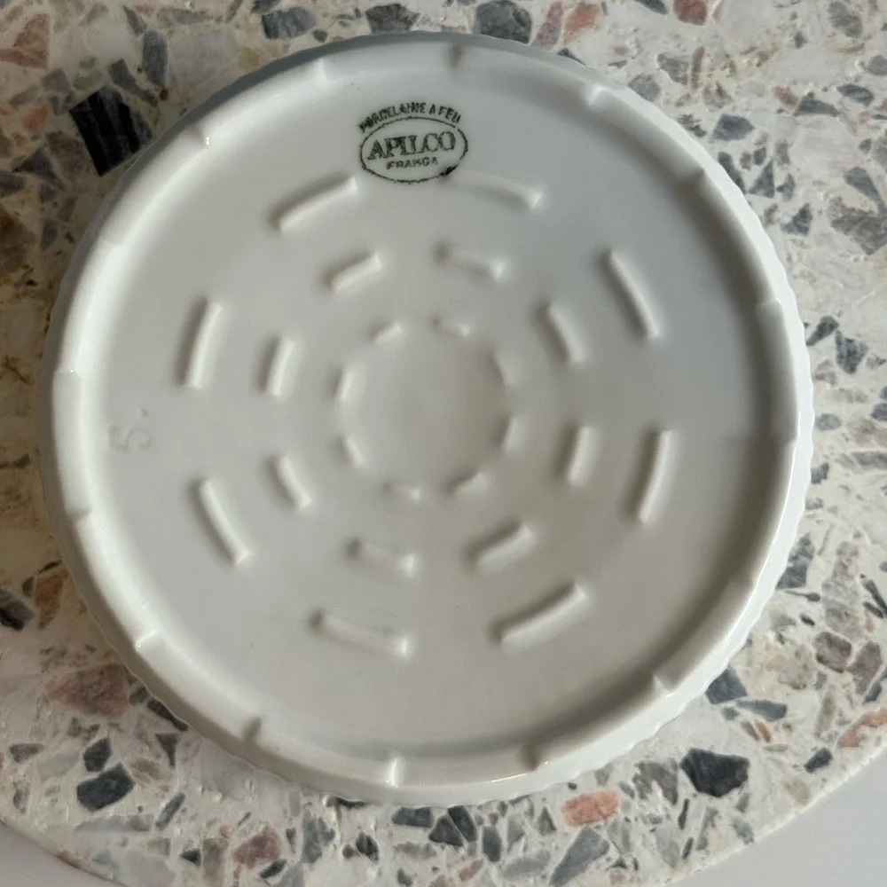 Vintage Apilco Porcelain France White Ribbed Soufflé Baking Dish Size Medium